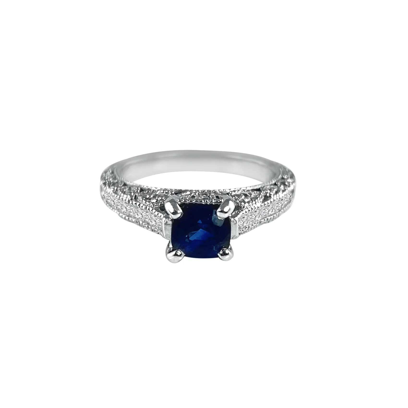 Diamond No heat Blue Sapphire Ring