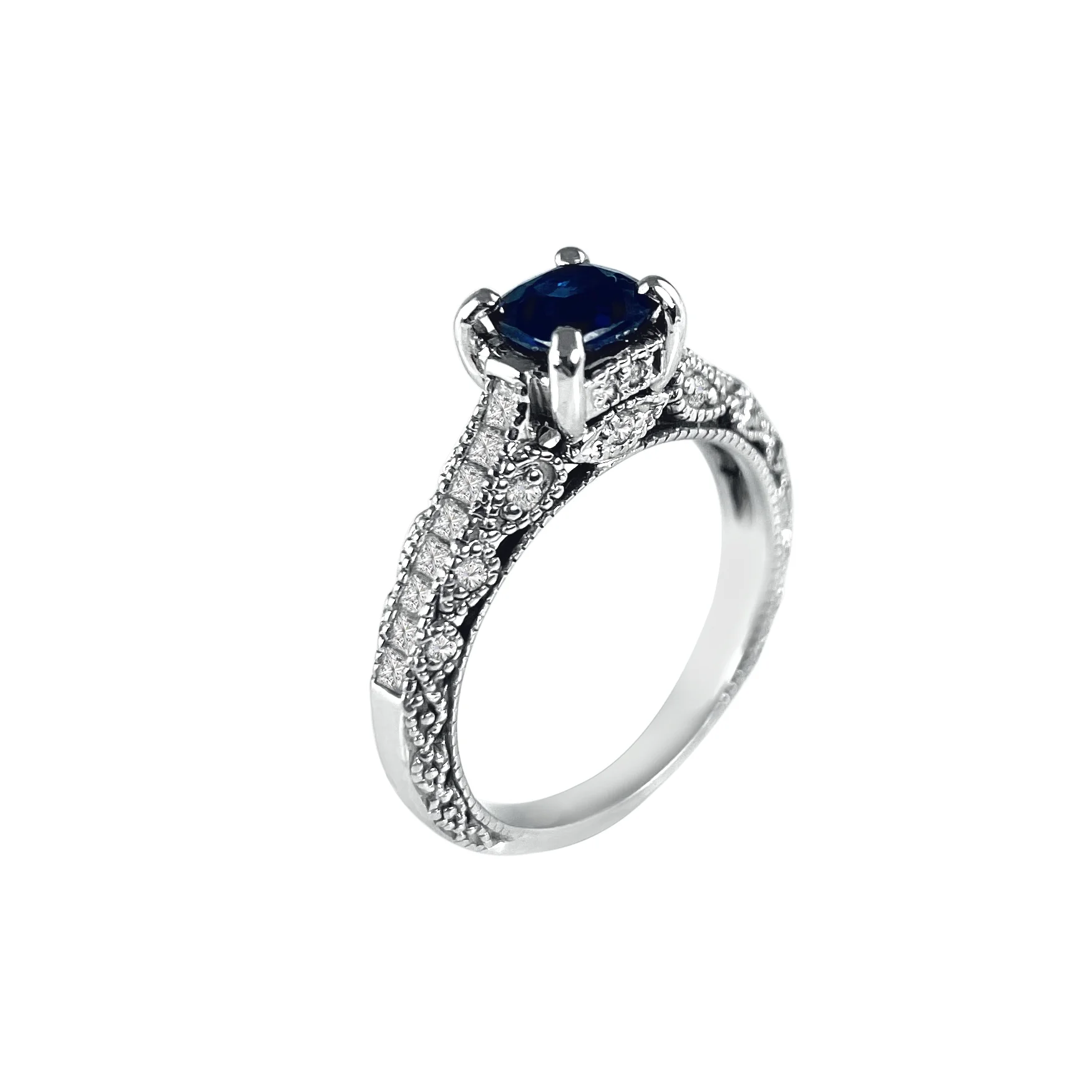 Diamond No heat Blue Sapphire Ring - Image 2