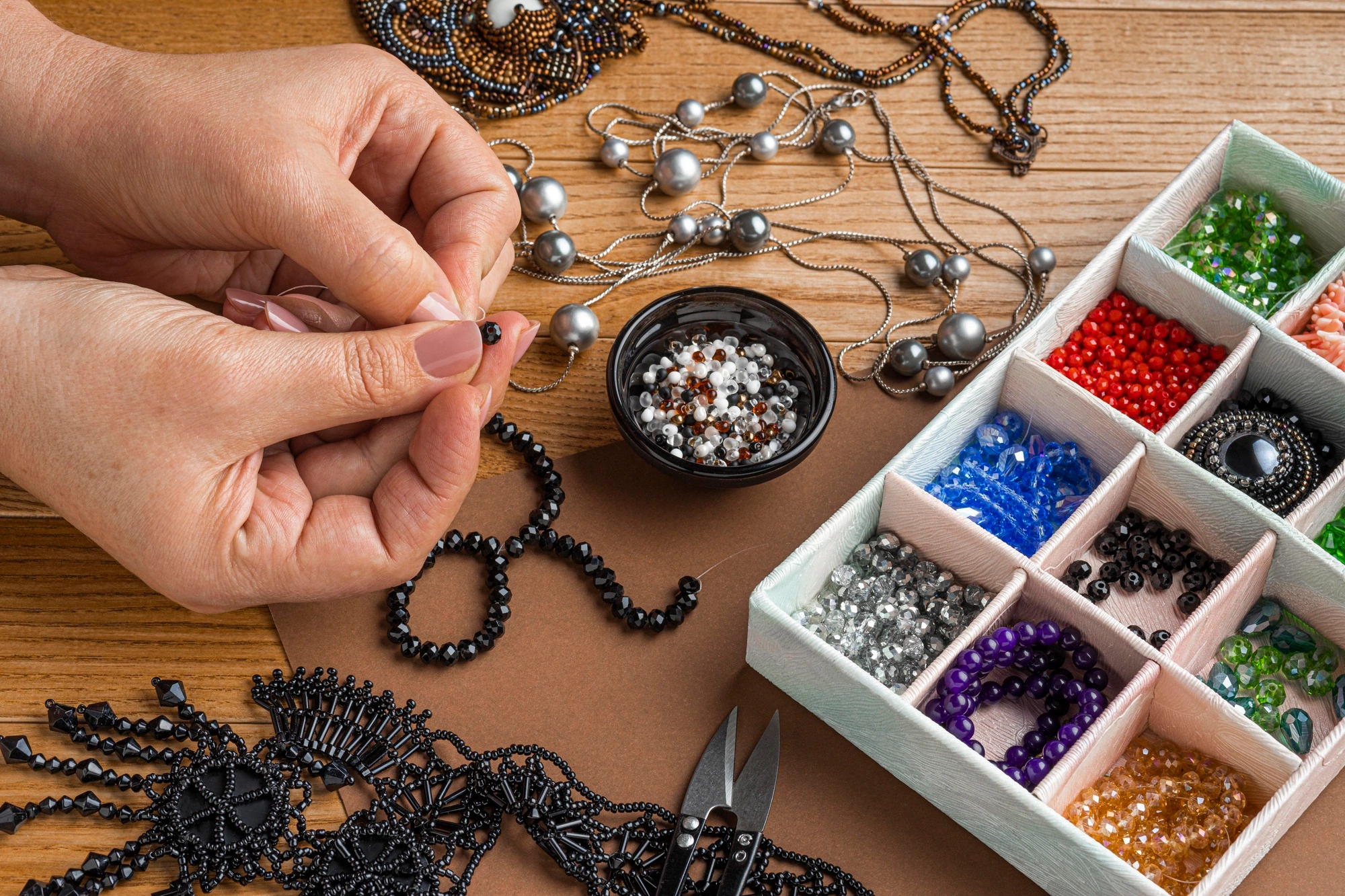 Heirloom Jewelry: Why Vintage Pieces Are Worth More vintage jewelry value